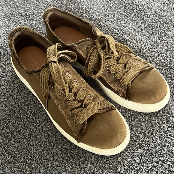 Mossimo Supply Co. Women's Zell Satin Lace up Sneaker Olive Green Size 10 - Picture 1 of 8
